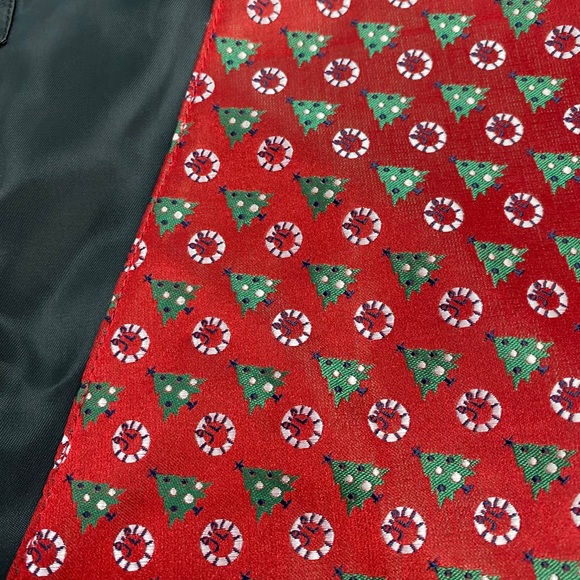 Roffe Red Christmas Tree & Wreath Vest S/M - Picture 3 of 4